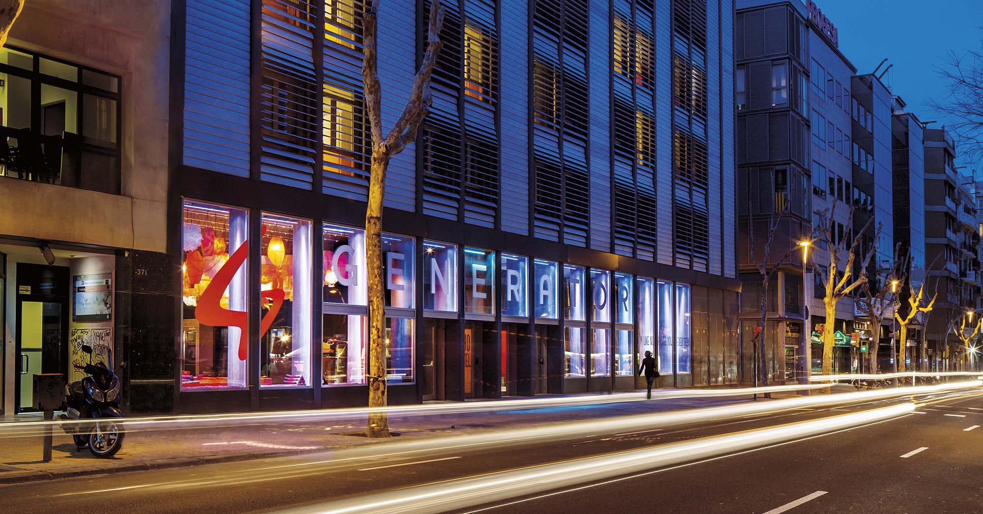 Studietur til Barcelona, bo på Generator Hostel, indgang