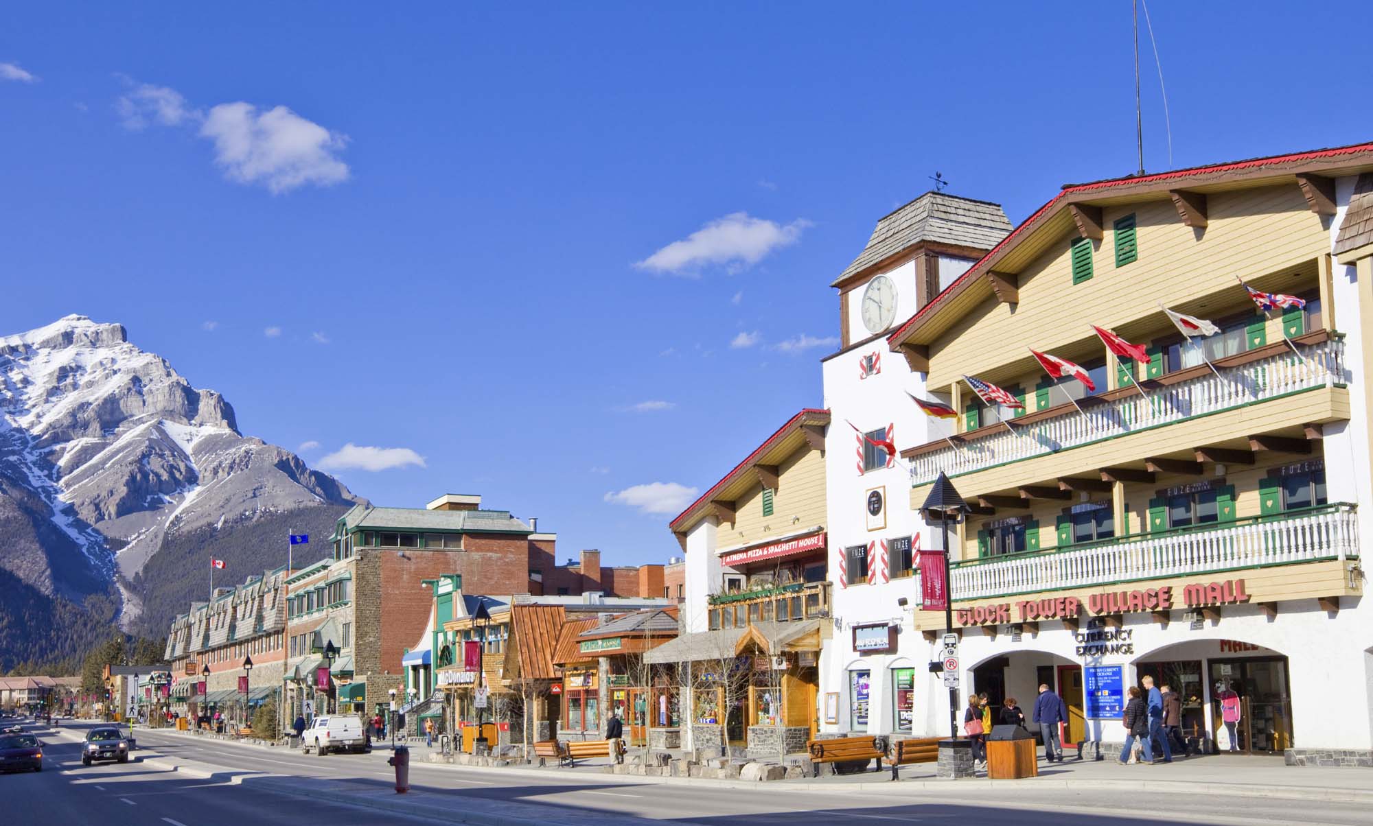 Besøg Banff by på din rejse til Banff National Park.