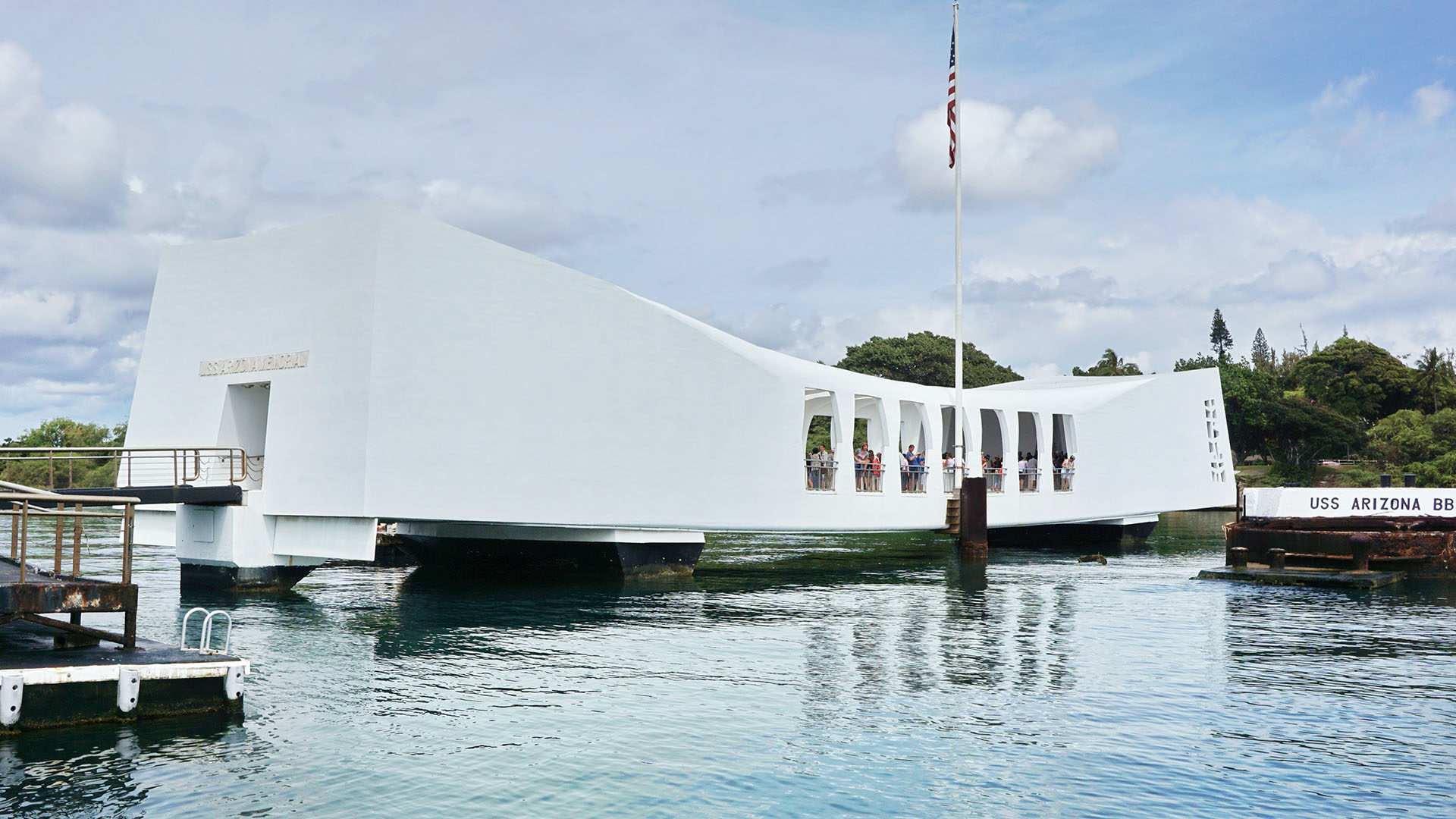Pearl Harbor, Oahu