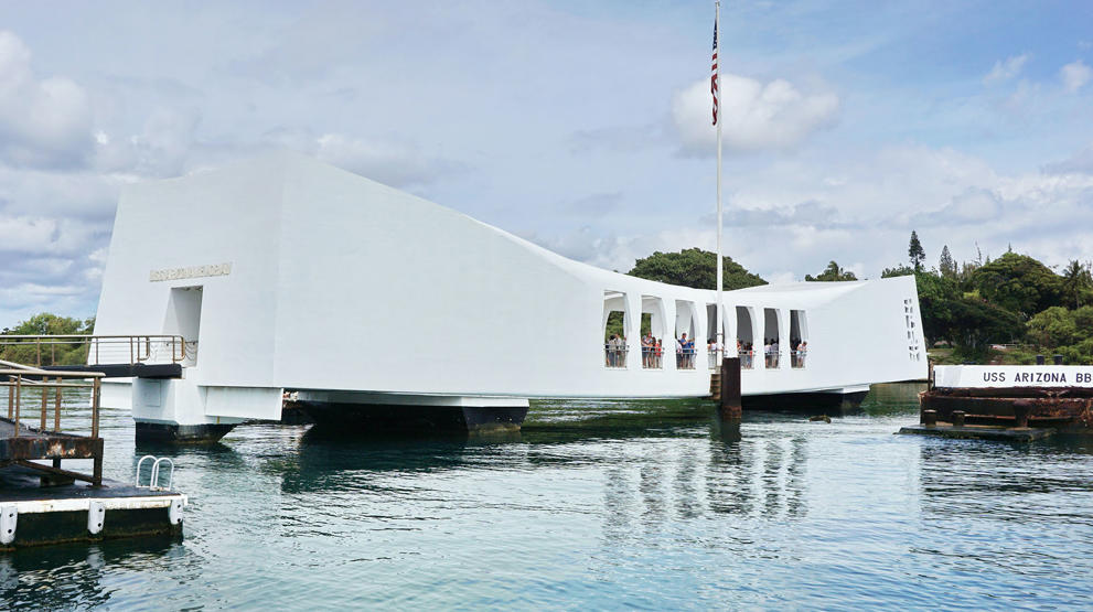 BENNS kan også hjælpe med aktiviteter såsom besøg på Pearl Harbor