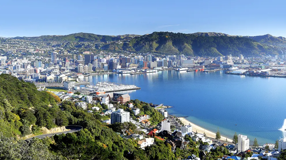 Besøg hyggelige havnebyer som hovedstaden Wellington | Foto: Rob Suisted