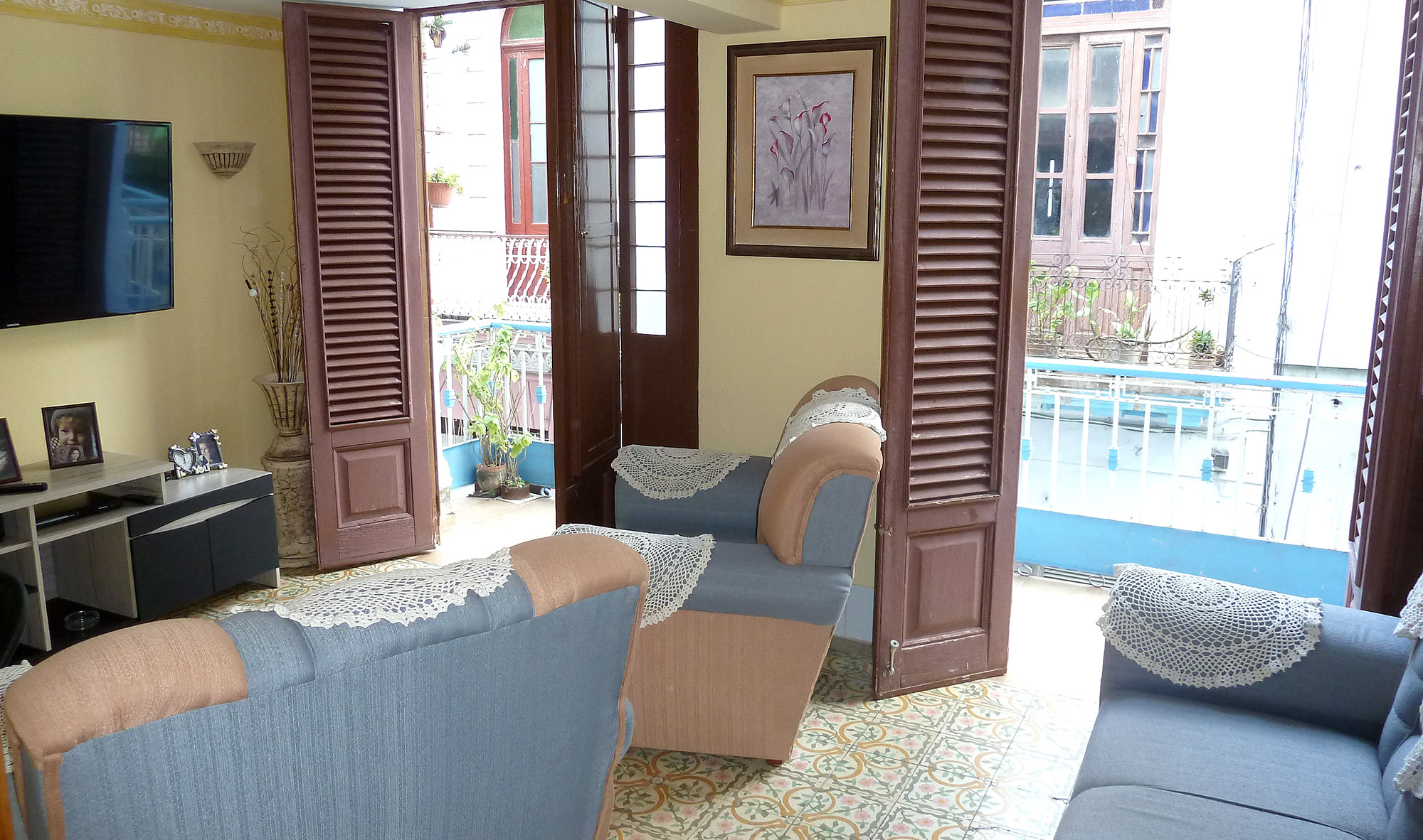 Casa Particular - opholdsrum med TV