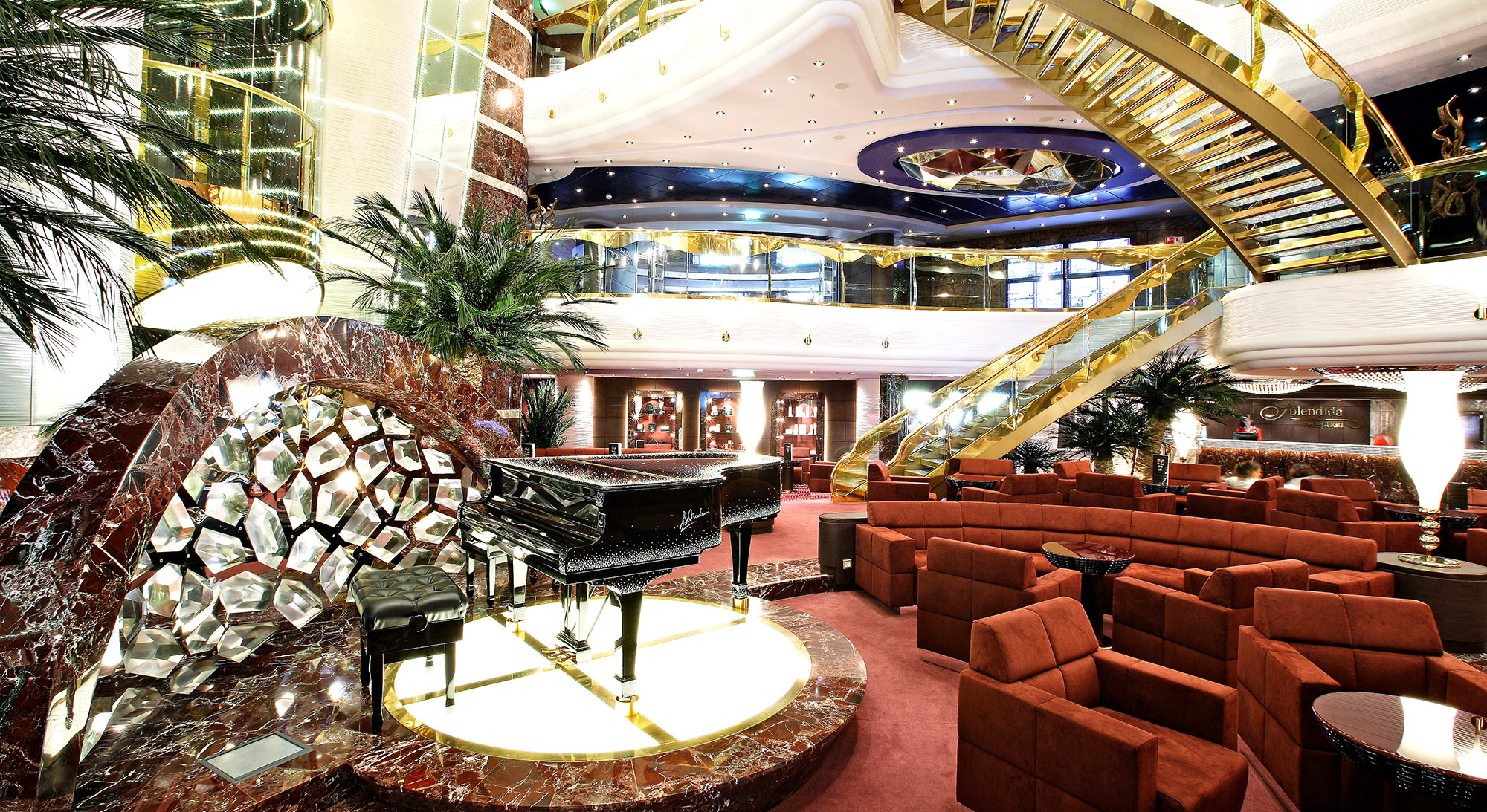 Lobbyen på MSC Splendida