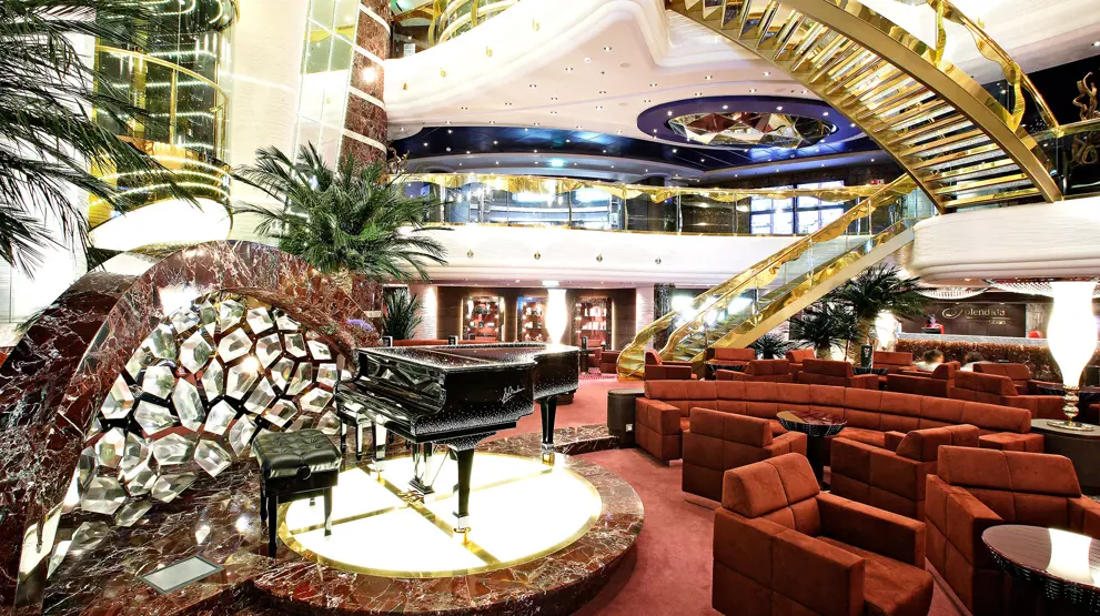 Lobbyen på MSC Splendida