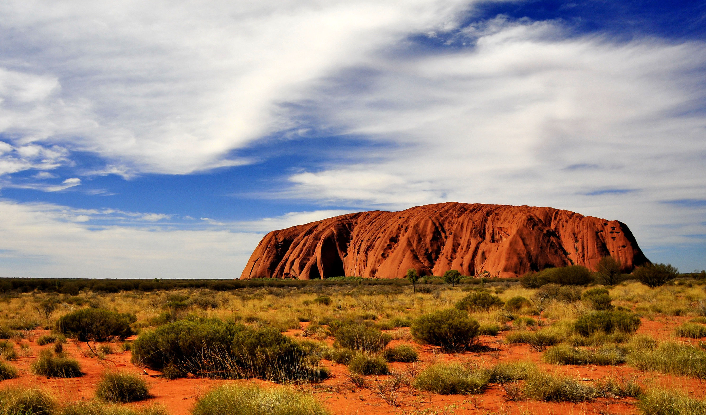 australia_uluru_123rf