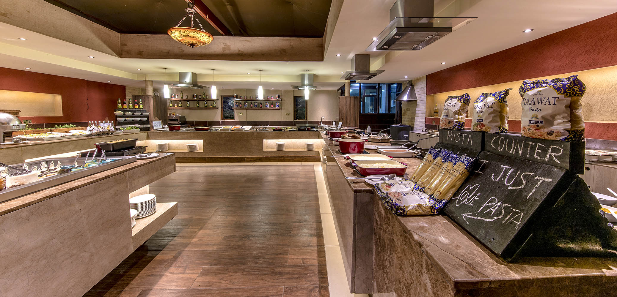 Ashnil Mara Camp | Buffet restaurant