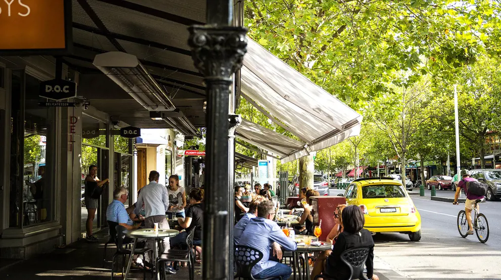 På rejser til Melbourne venter mange spændende madoplevelser.