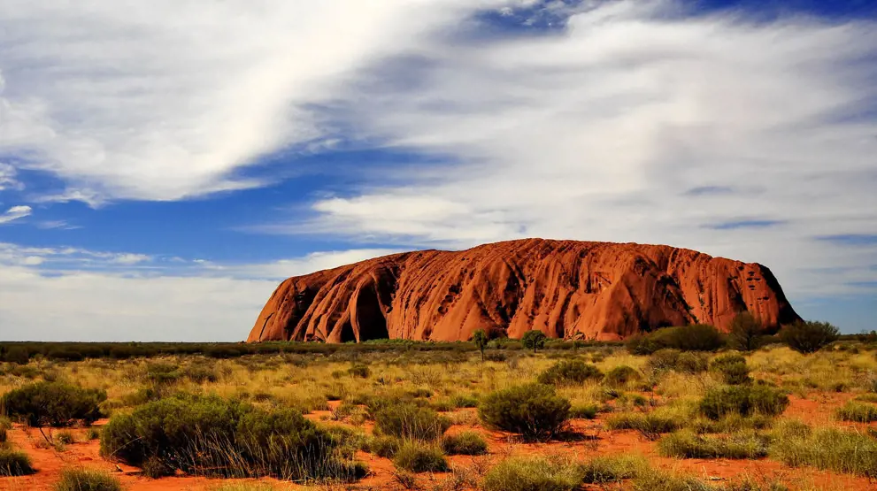 Uluru (Ayers Rock) i den røde outback, Northern Territory