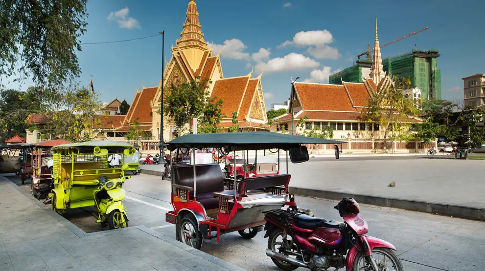 Oplev Phnom Penh – en by med en fascinerende blanding af historie, kultur og livlig stemning