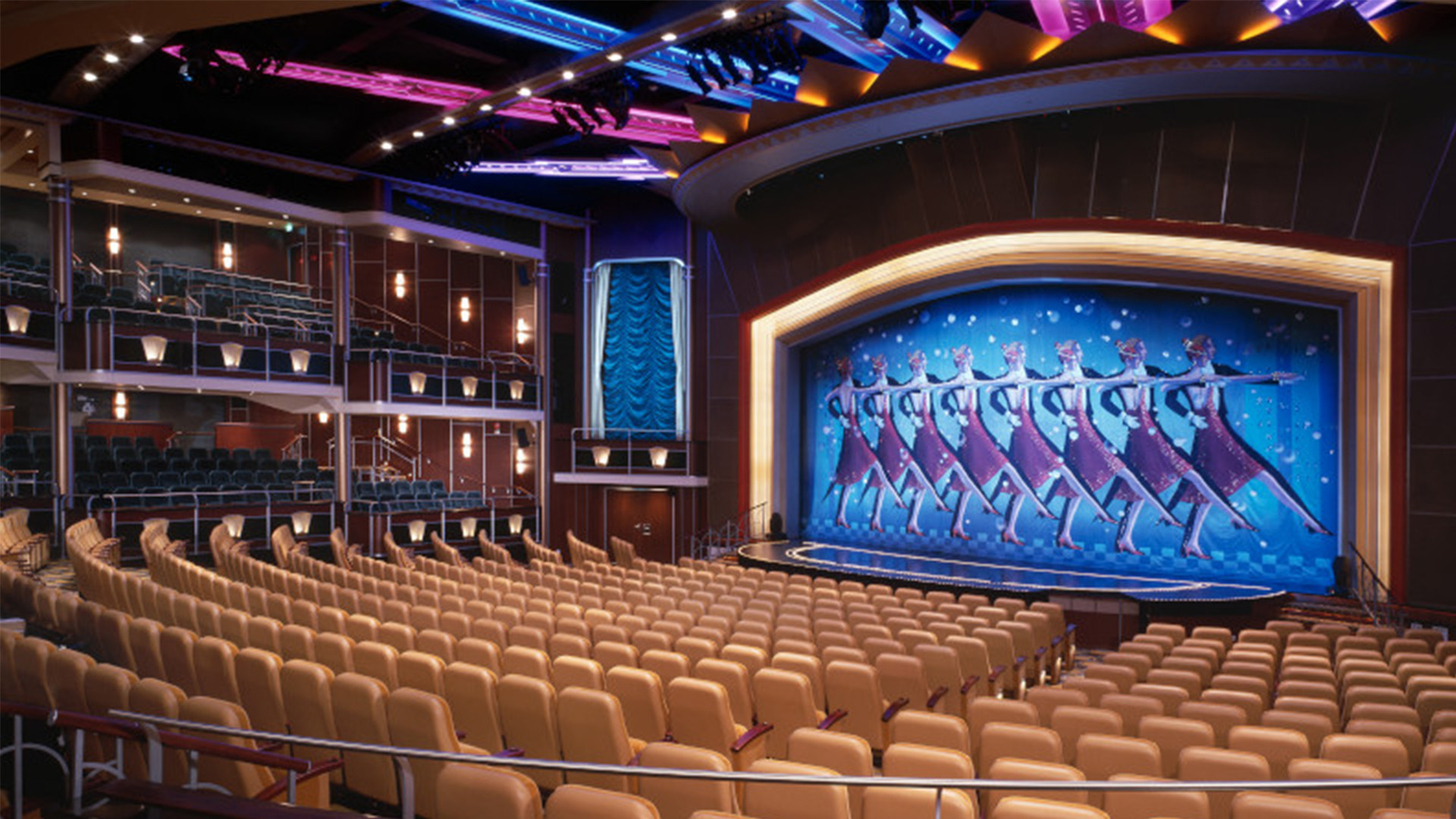 Se Broadway-inspirerede shows og live musik ombord