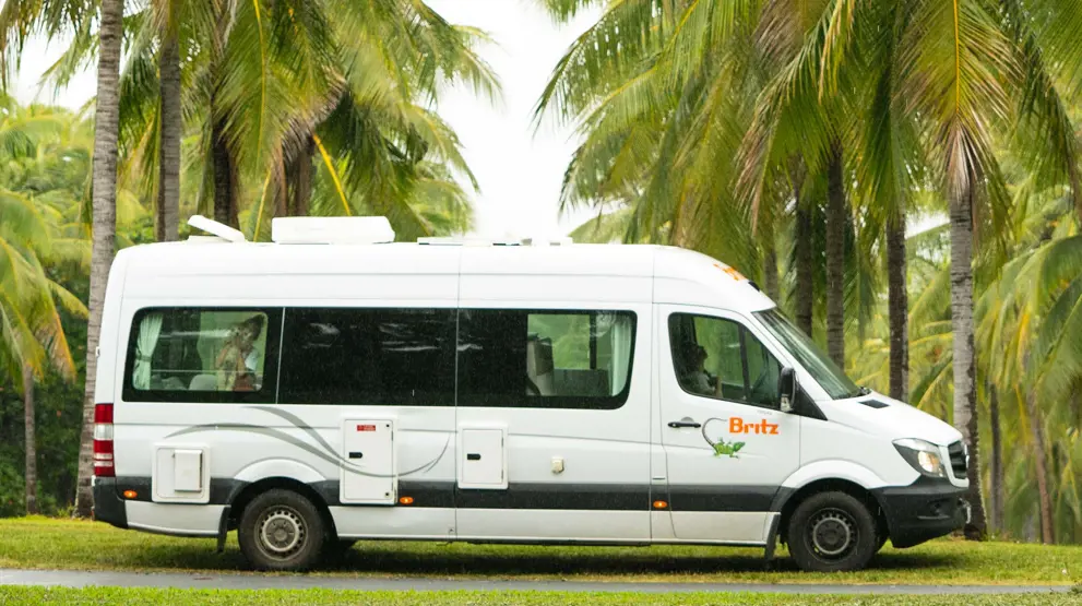 En praktisk autocamper for en lille familie på 3 personer