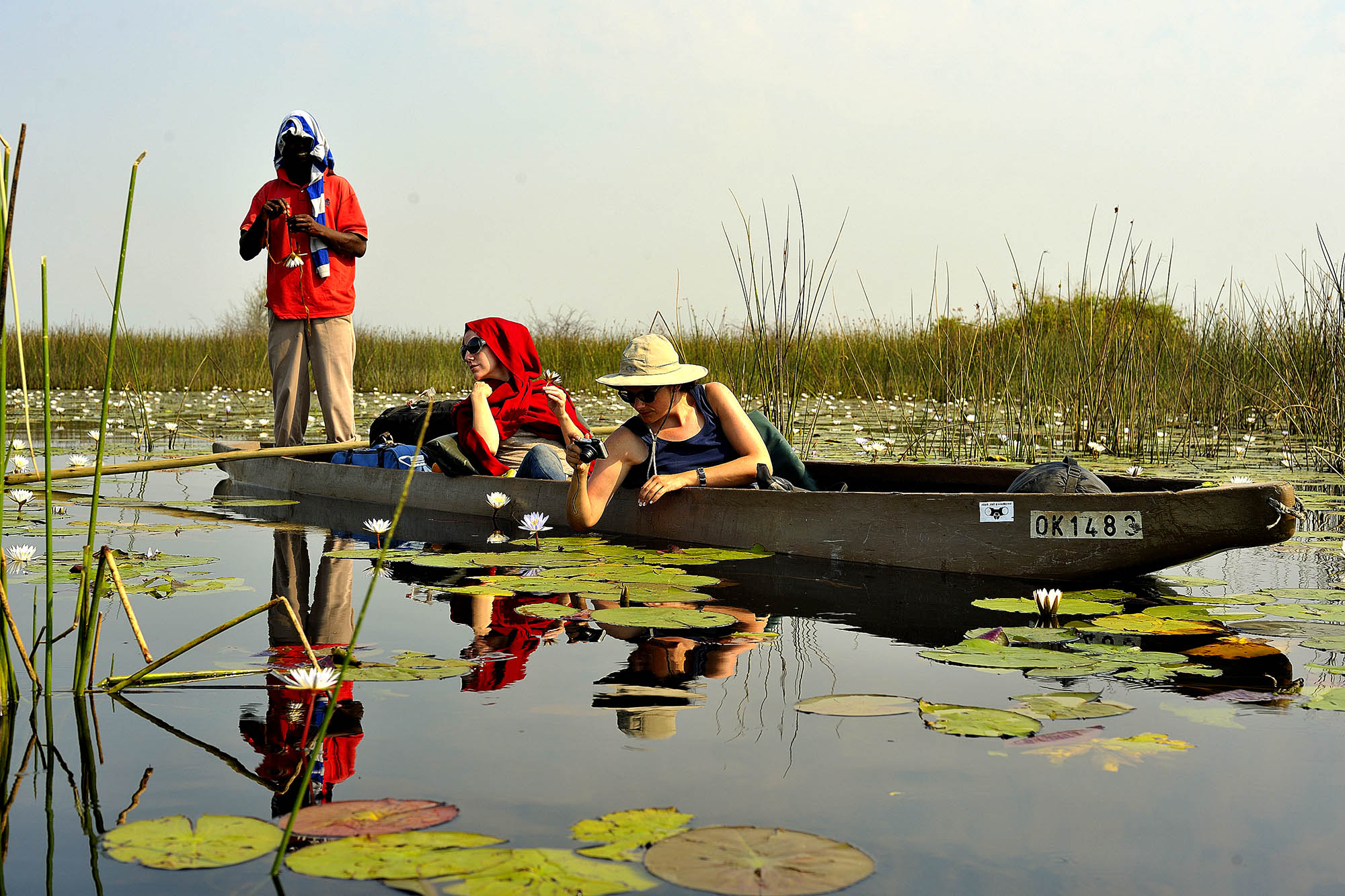 Mokoro bådtur i Okavango-deltaet i Botswana