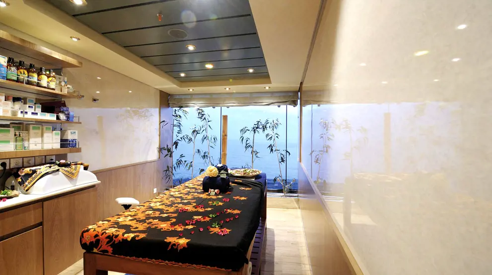 Forkælelse i skibets spa