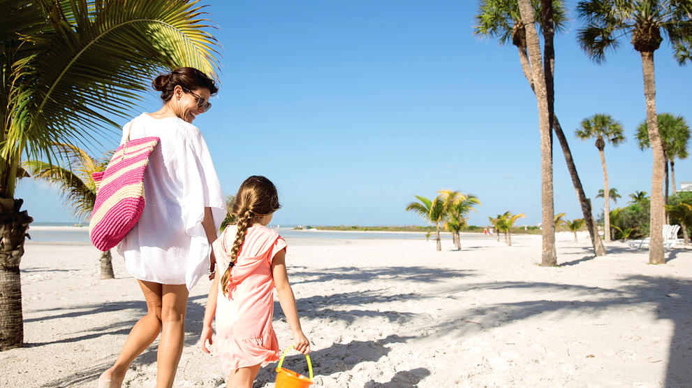 Credit: Tourism Photos - The beaches of Fort Myers and Sanibel