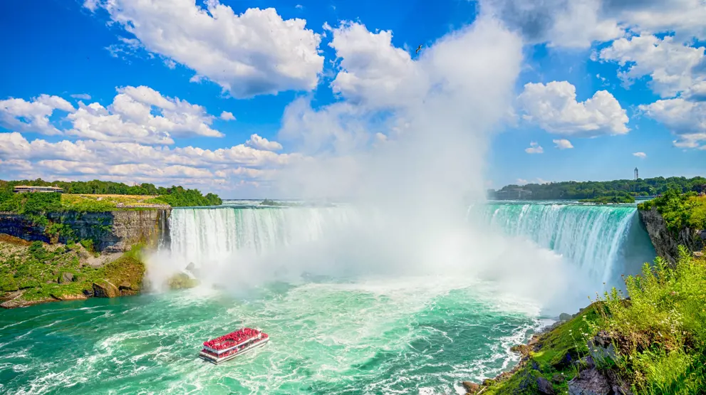 Se fantastiske Niagara Falls på en rundrejse i Canada.