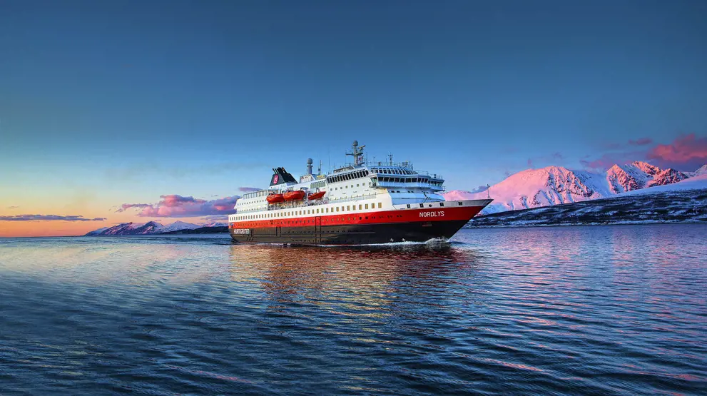 Sejl forbi Norges fantastiske landskaber ombord på Hurtigruten