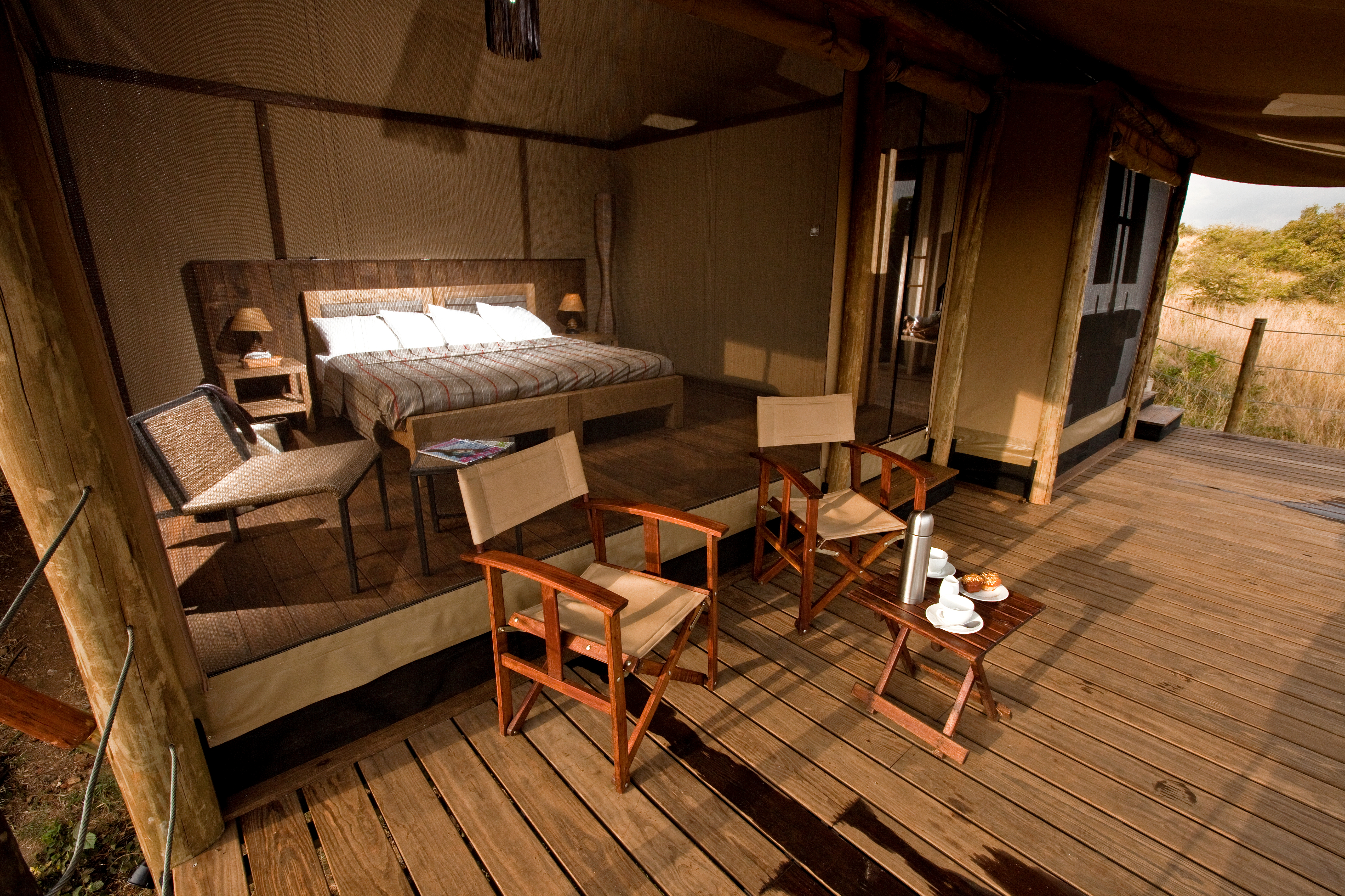 Nyd morgenkaffen på udsigtsterrassen. Foto: Basecamp Explorer