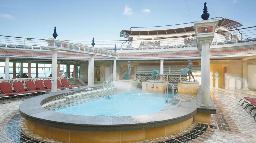 Nyd Solarium - et område for voksne med pool og hot tub