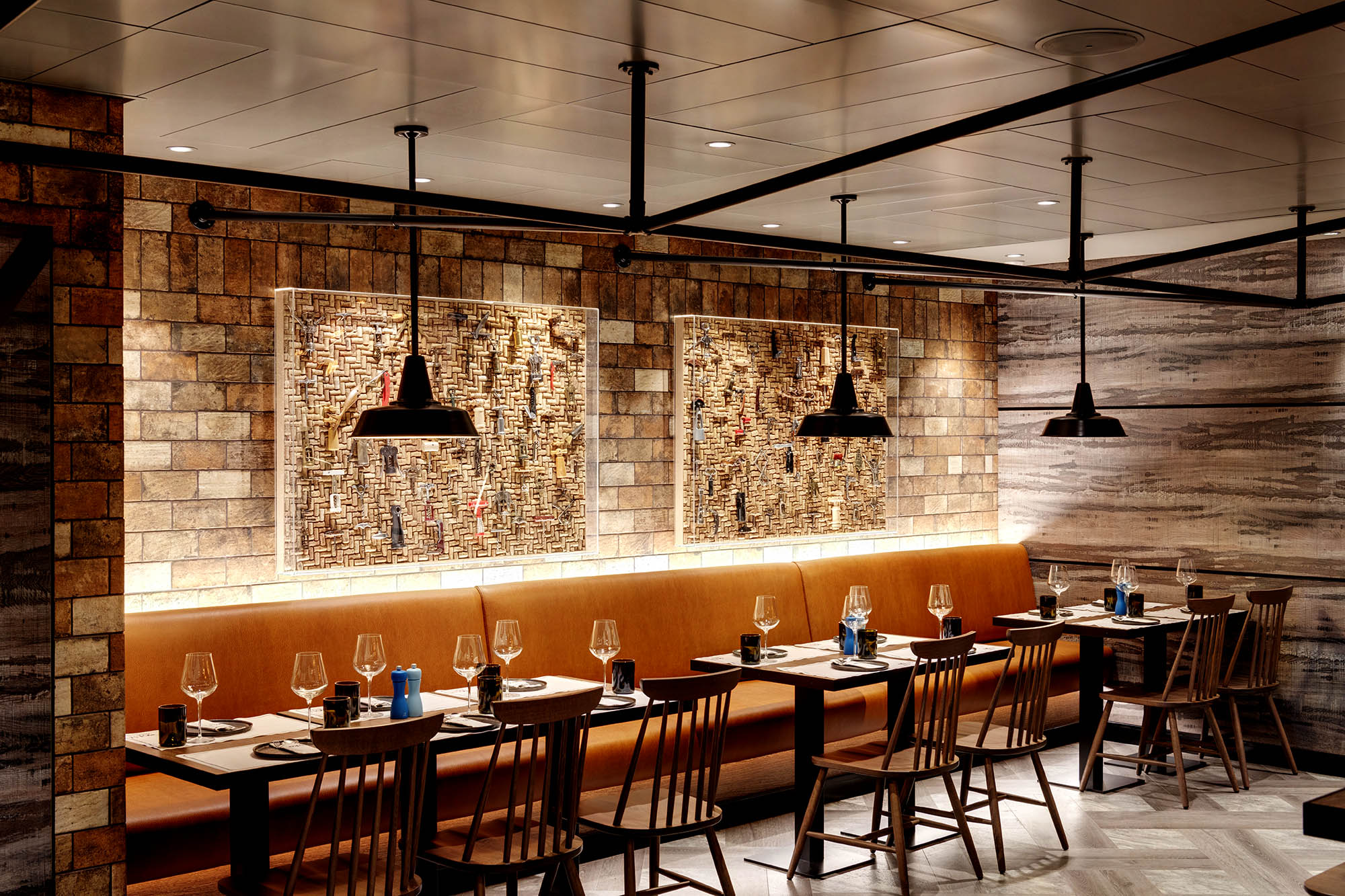 En af mange restauranter ombord