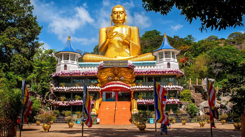 Oplev Det Gyldne Tempel i Dambulla på UNESCO's Verdensarvsliste på din Sri Lanka-rejse