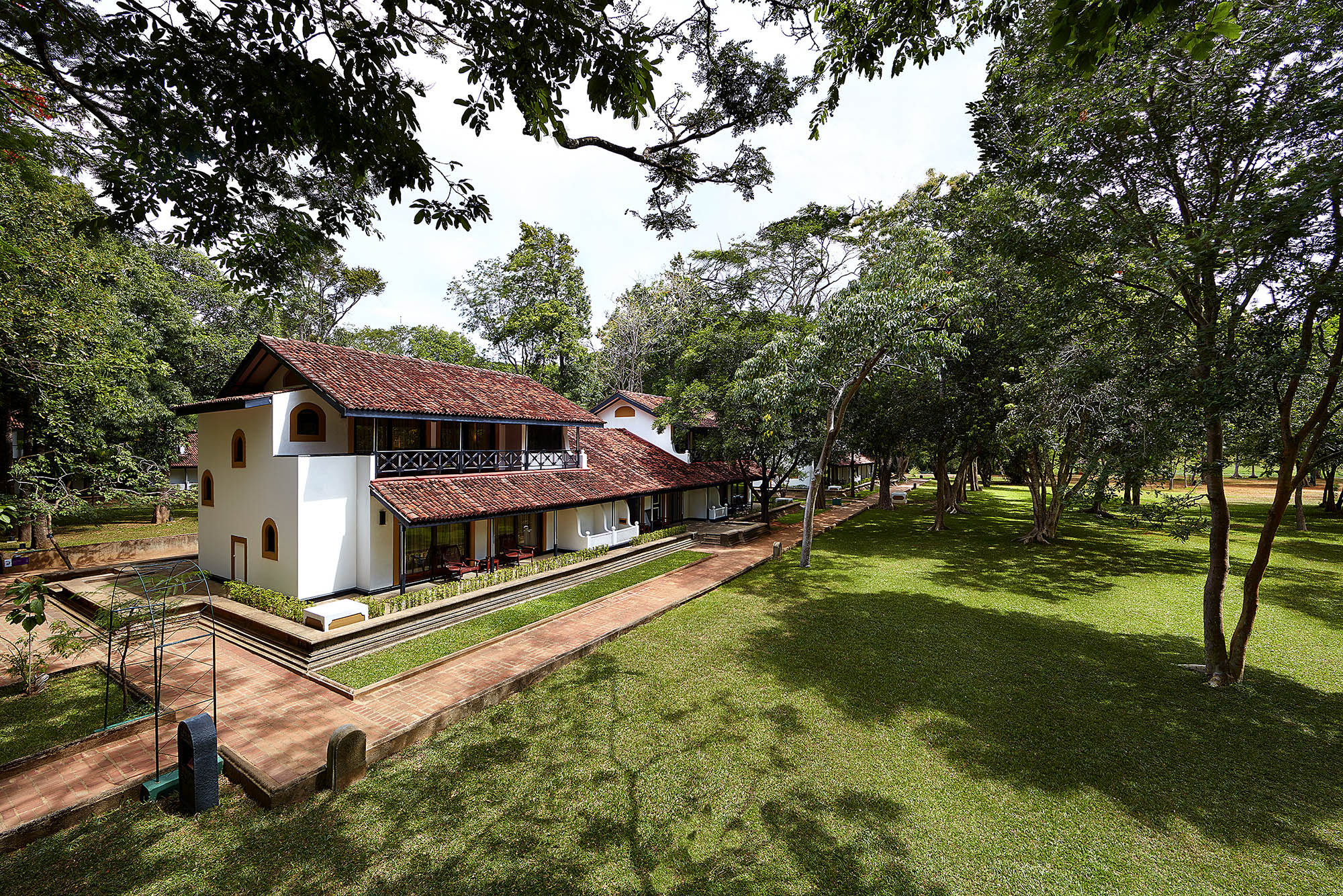 Cld Rooms With Landscape CUT2