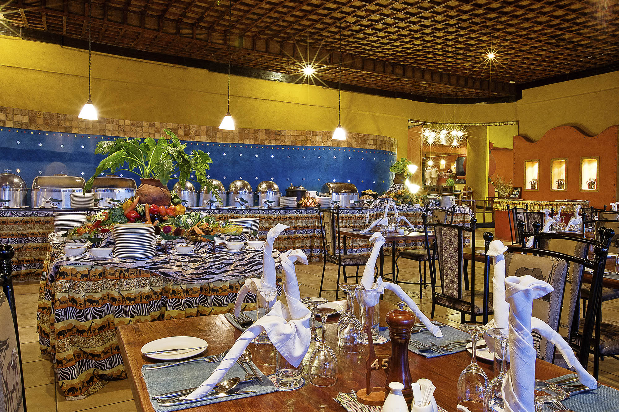 Buffet på Serengeti Sopa Lodge