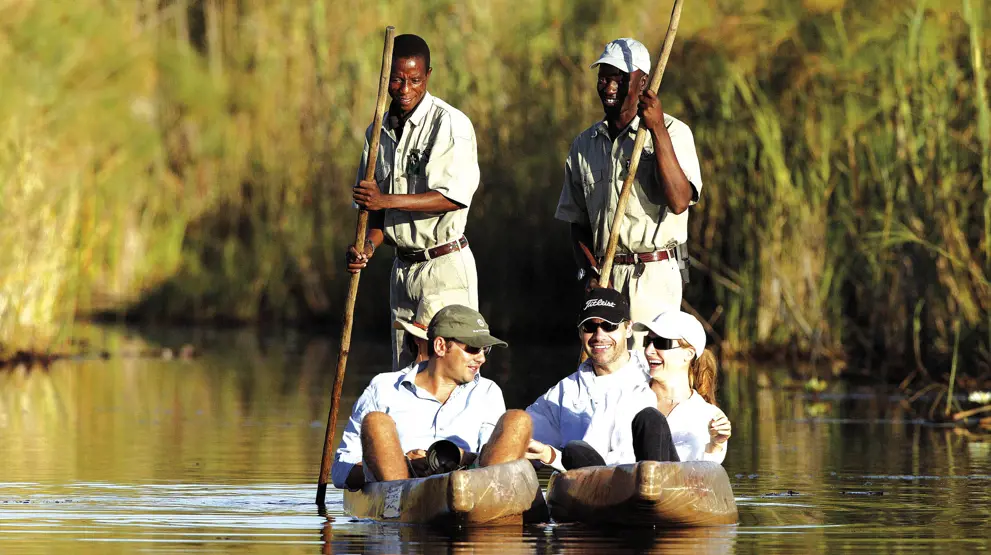 På rejsei Okavango-deltaet