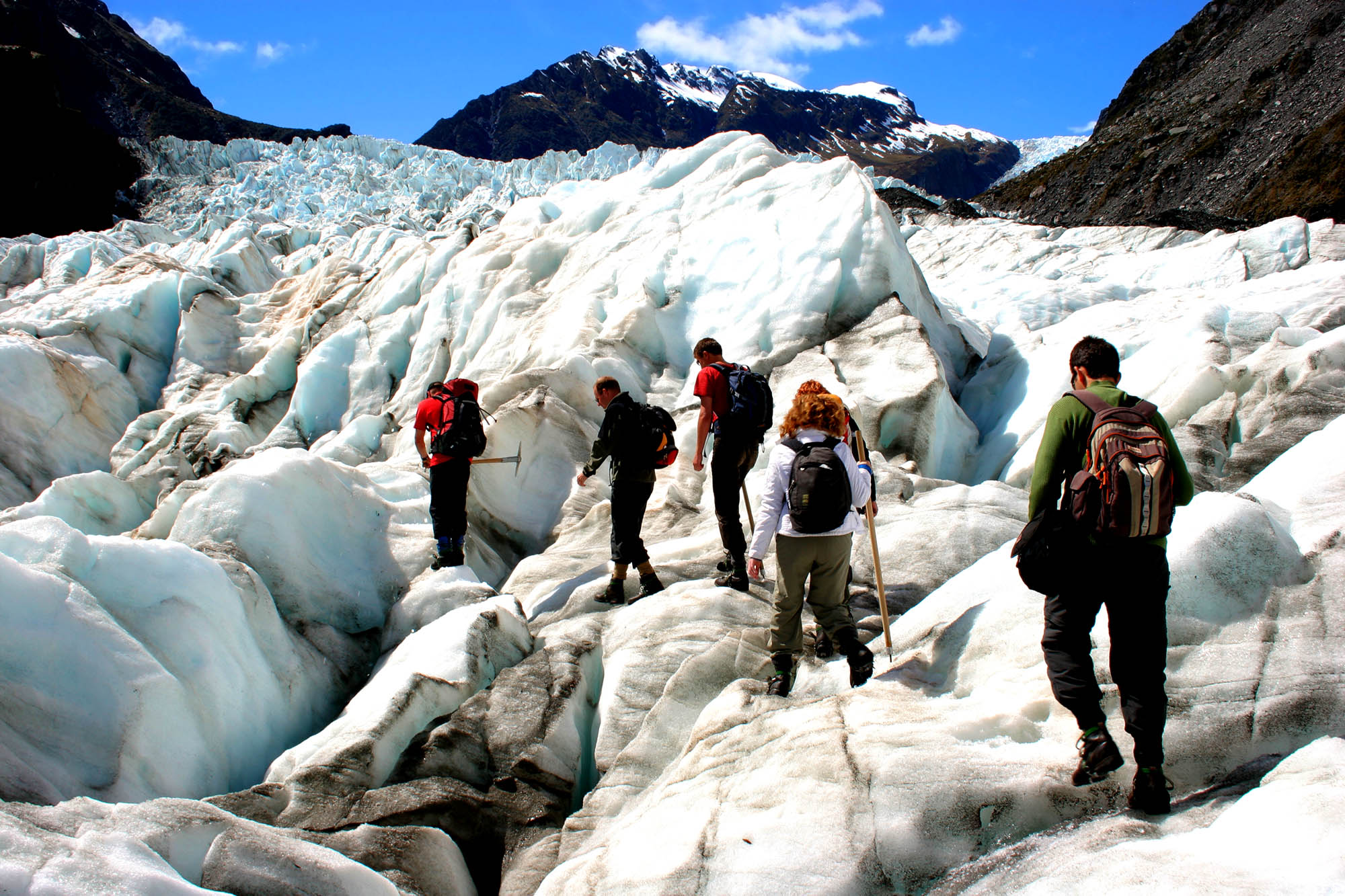 Tag på vandretur på Franz Josef-gletsjeren i Westland National Park.