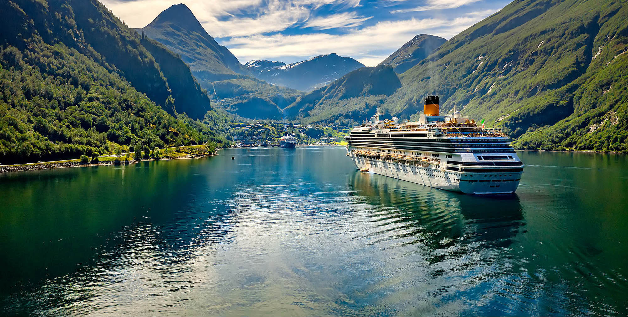 Oplev de fantastiske norske fjorde med Costa Diadema