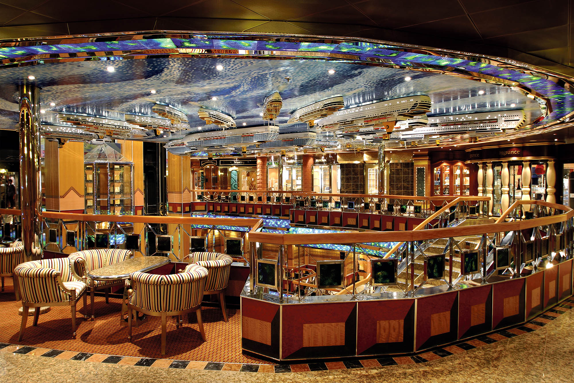 Slap af i flotte omgivelser i loungen