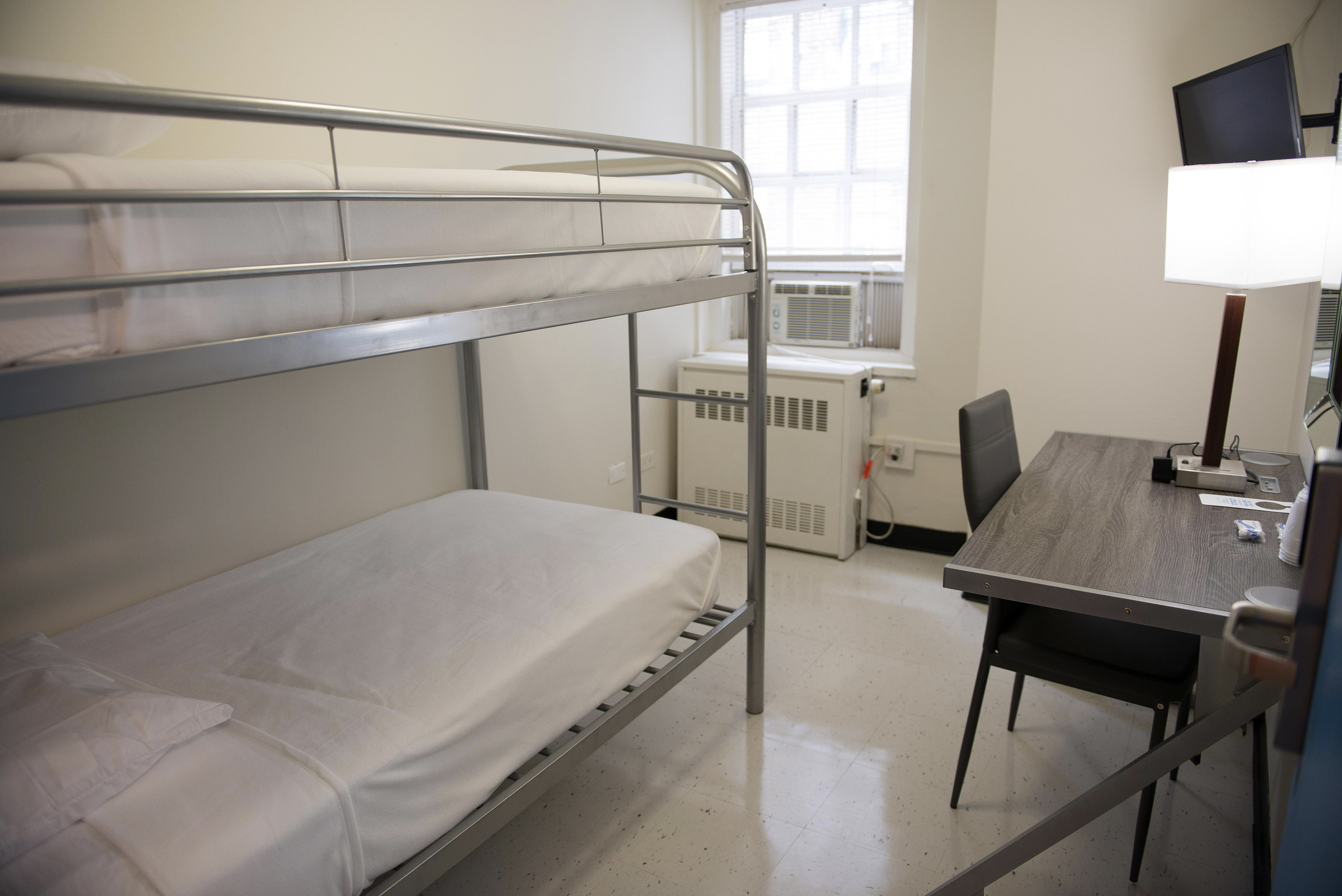 Studietur til New York, Bo på YMCA Westside, køjeværelse med 2 køjer