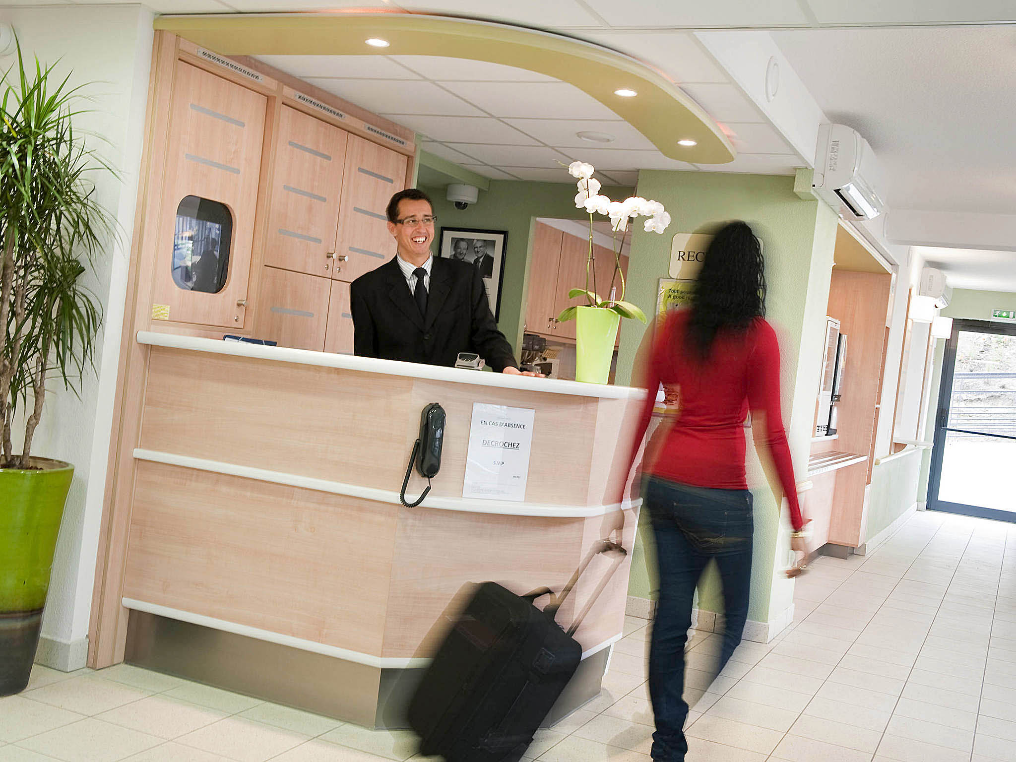 Studietur til Paris, bo på Ibis Budget Bagnolet, reception