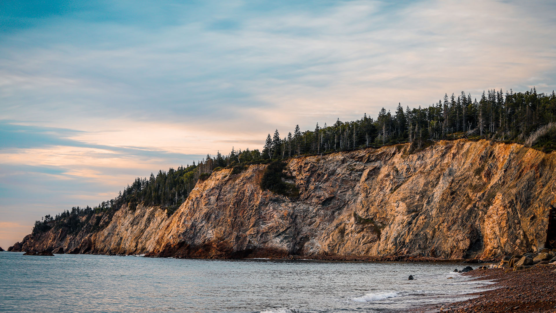 Den rå, smukke kyst på Cape Breton Island