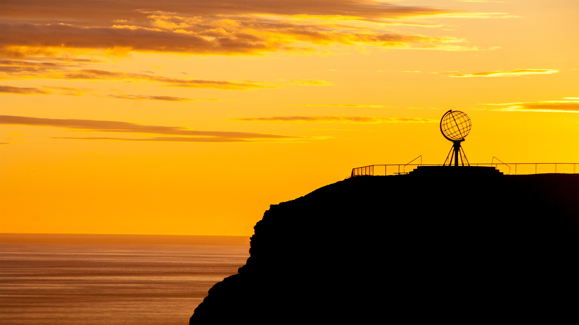 Oplev midnatssolen over Nordkap