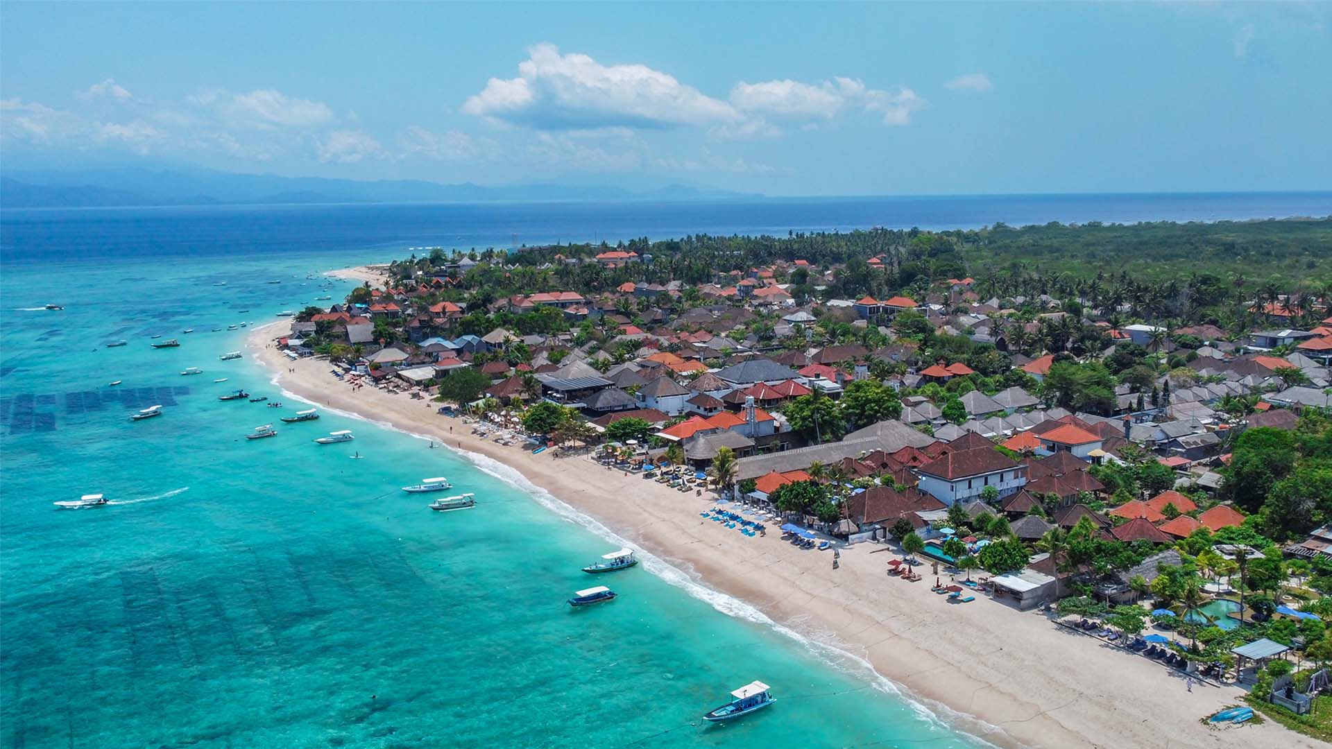 Hotellet ligger på stranden Jungut Batu Beach.