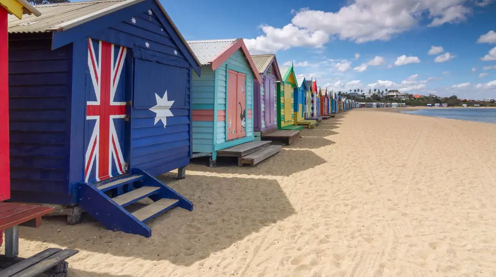 Farverige strandhytter på Brighton Beach, Melbourne