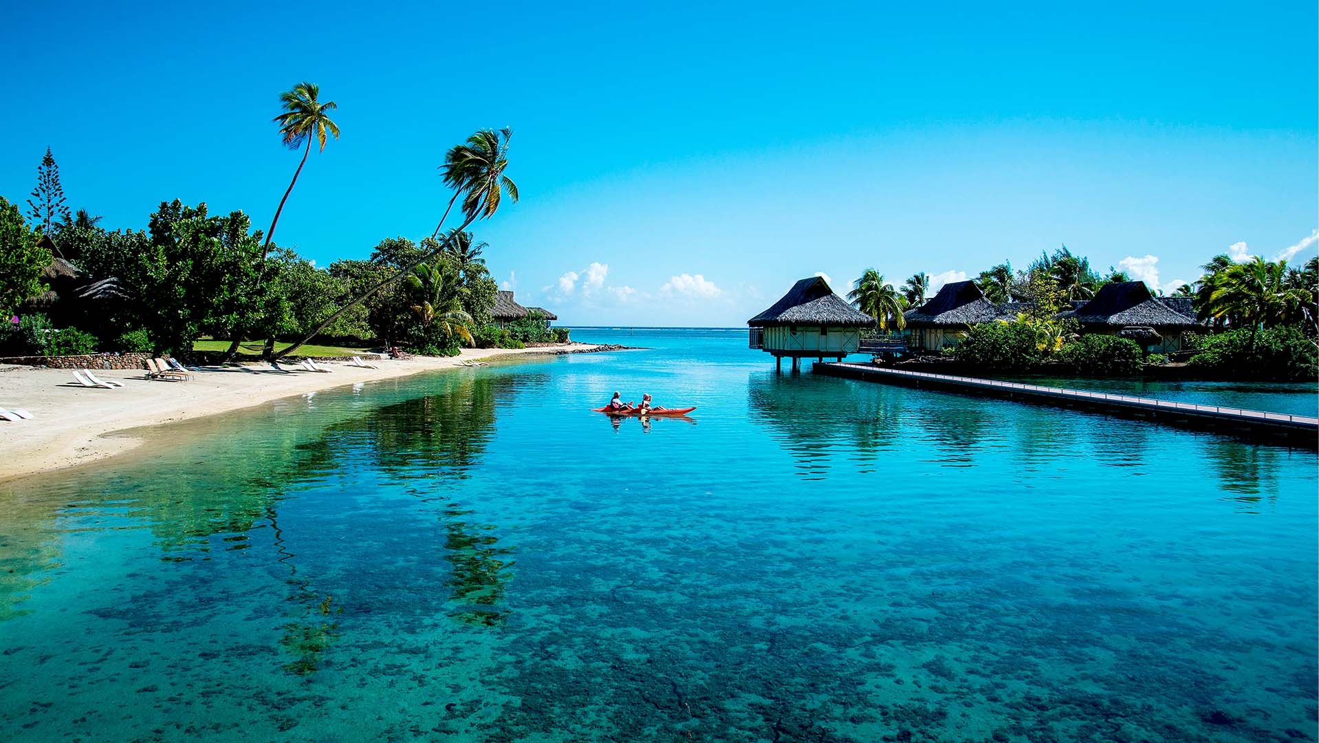 Ro i kajak i øernes smukke laguner