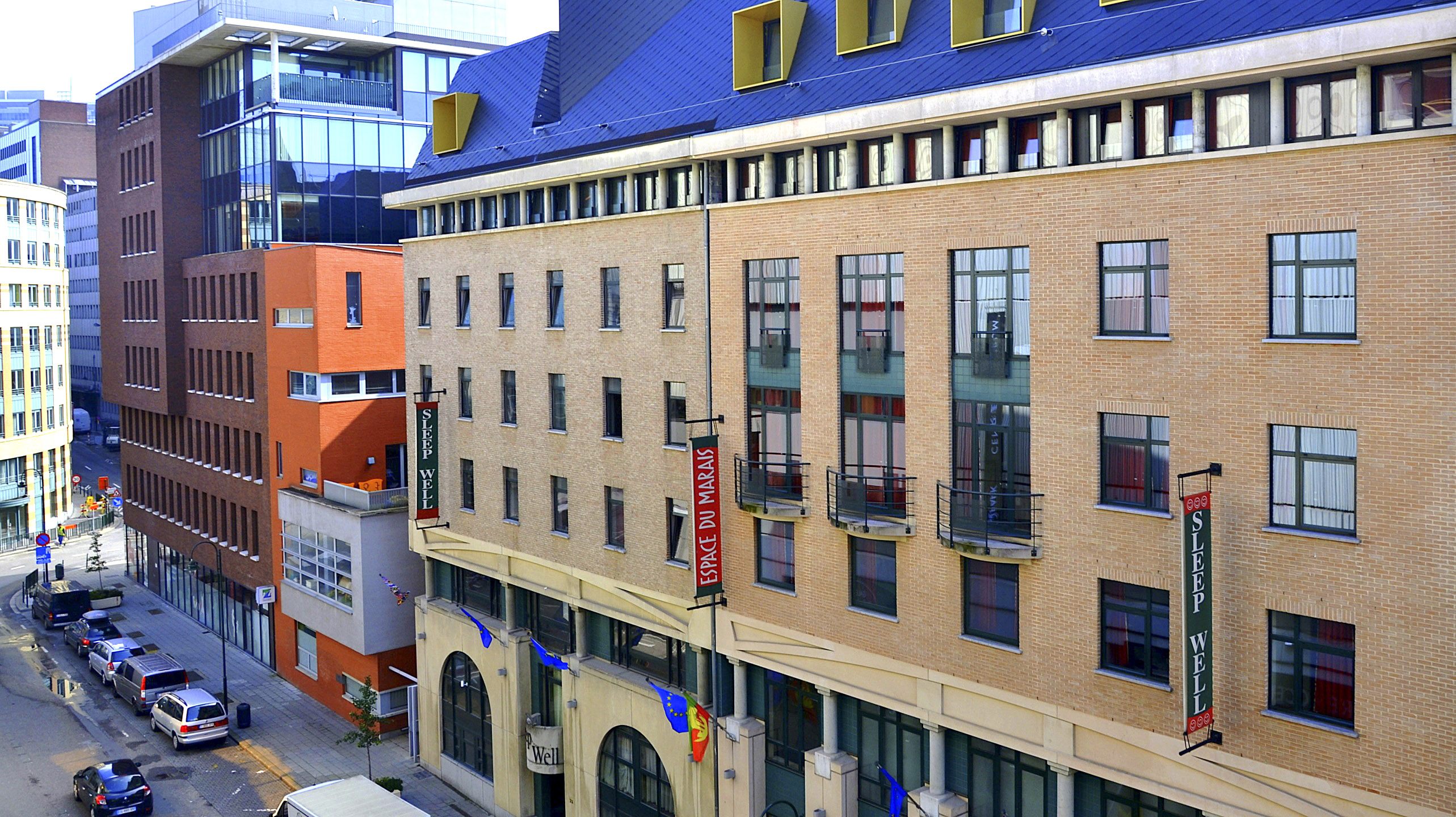 Studietur til Bruxelles, bo på Sleep Well Hostel, indgang