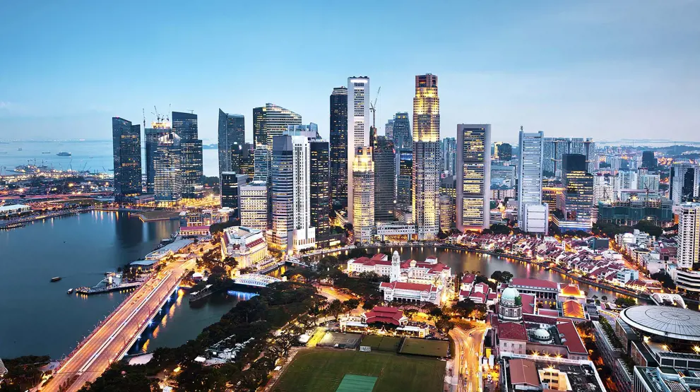 Singapores downtown med den historiske Padang