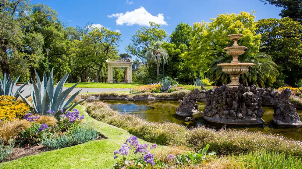 Besøg Fitzroy Gardens på rejser til Melbourne.