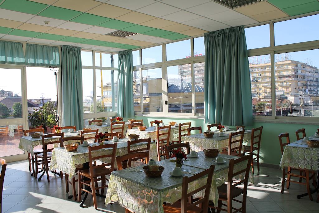 Studietur til Napoli, bo på hotel Garden