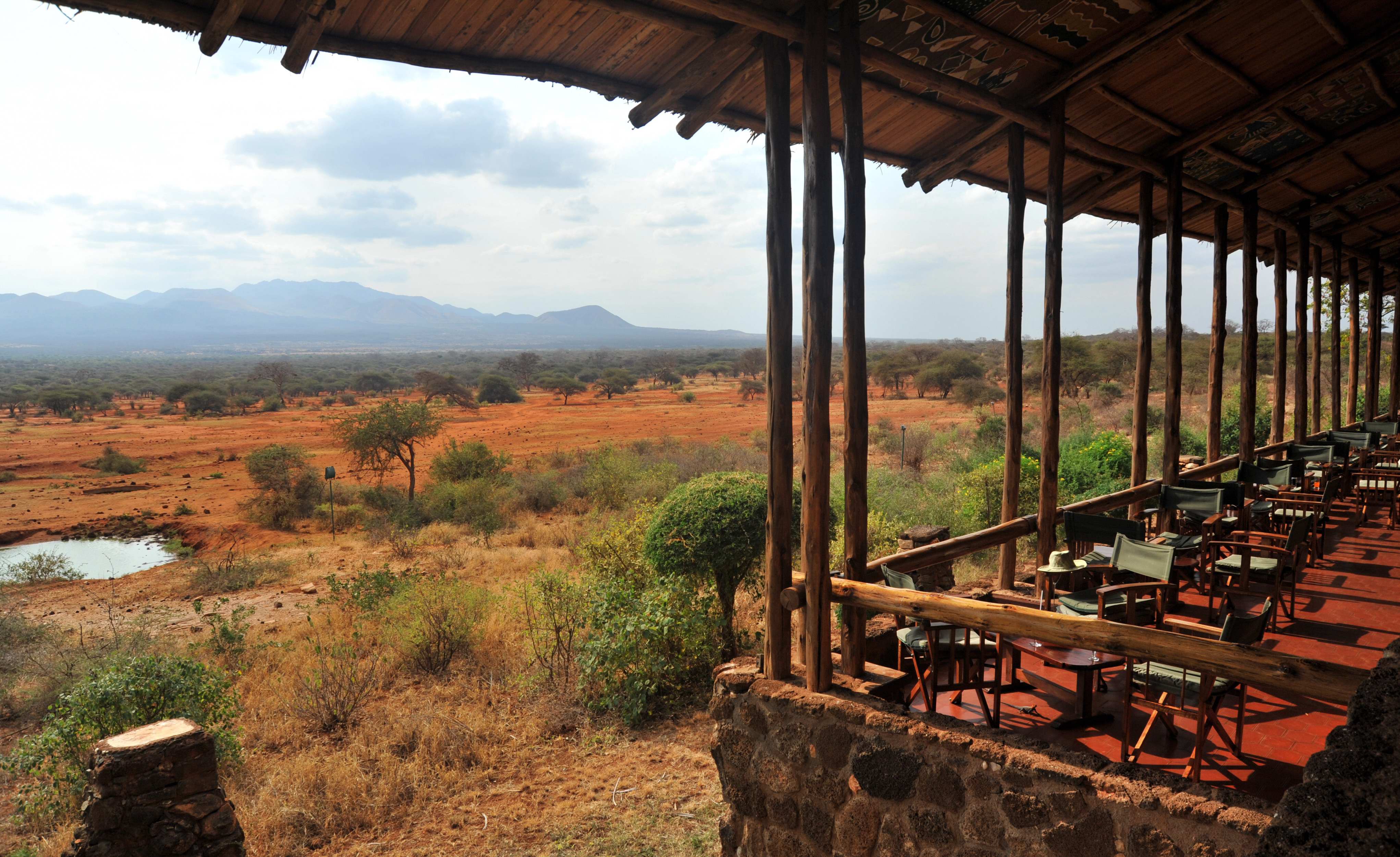 Nyd den imponerende udsigt fra Kilaguni Serena Safari Lodge