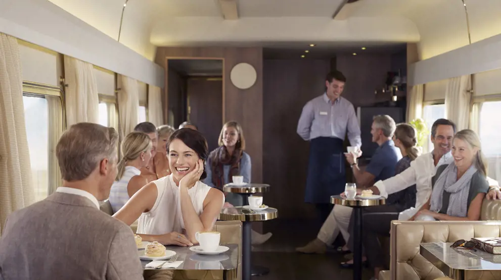 Nyd mad og drikke i Platinum Club. Foto: Great Southern Rail