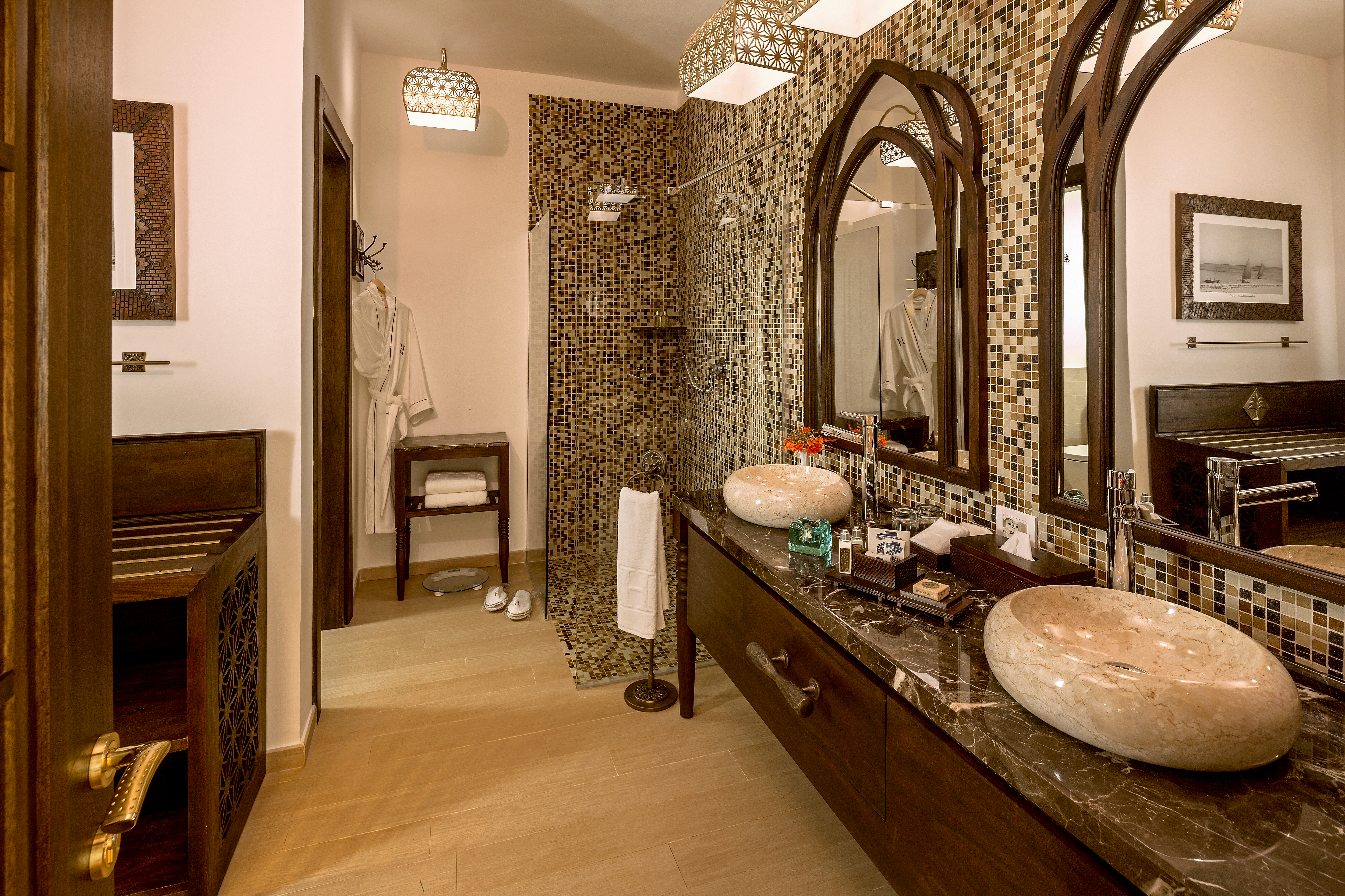 Badeværelse i Junior Suite - Rio Palace Zanzibar