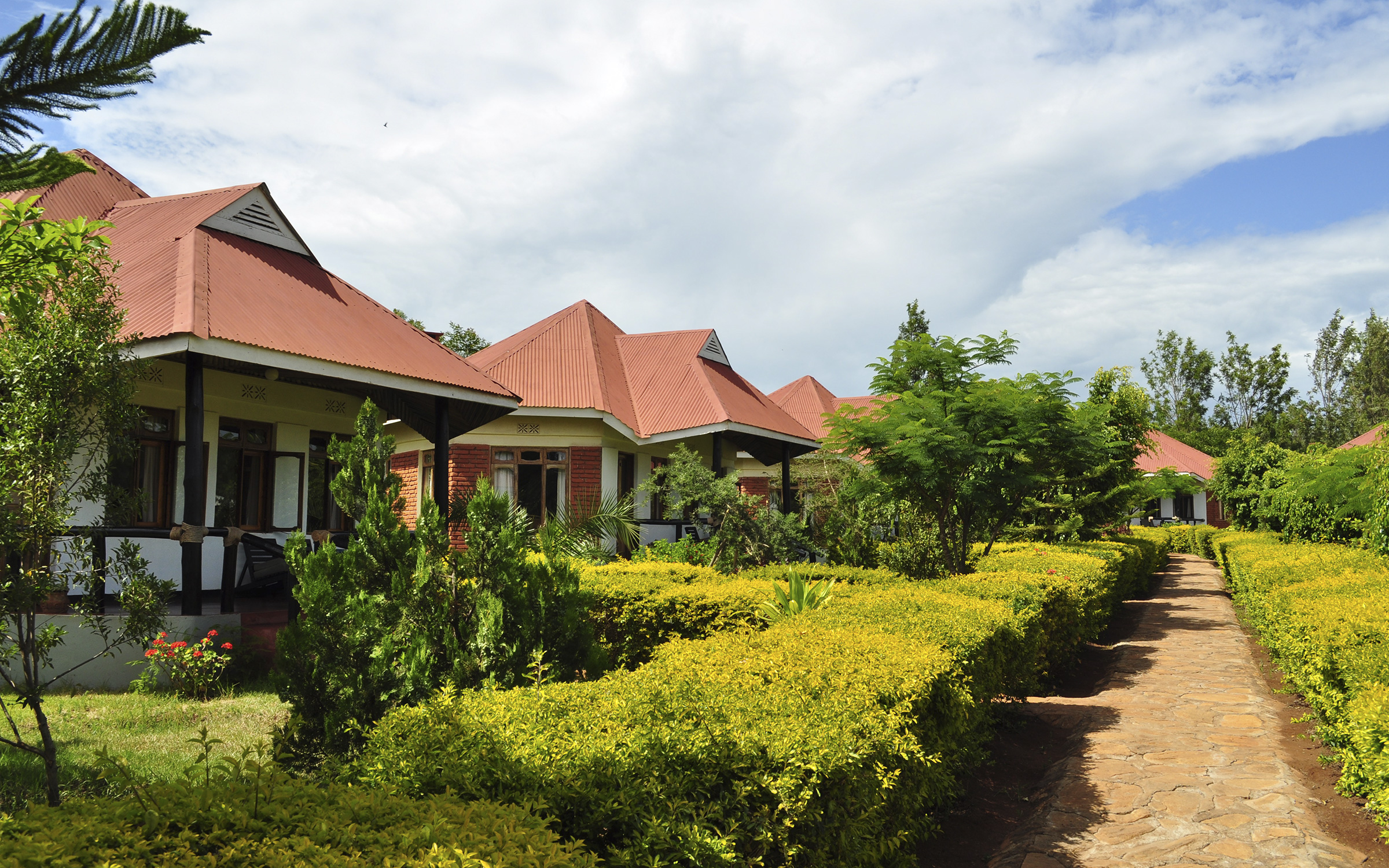 Bougainvillea Safari Lodge