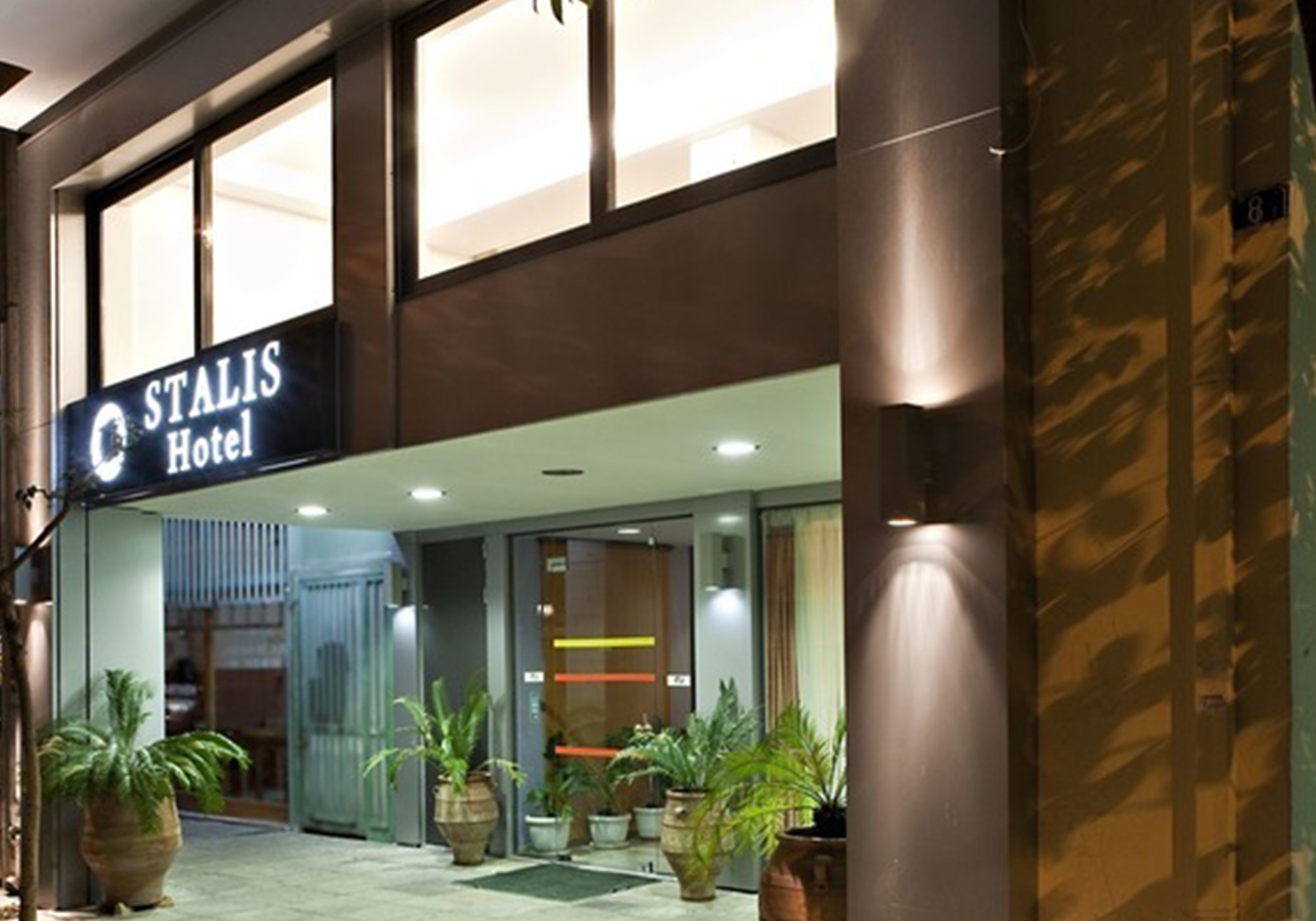 Indgangsparti | Hotel Stalis