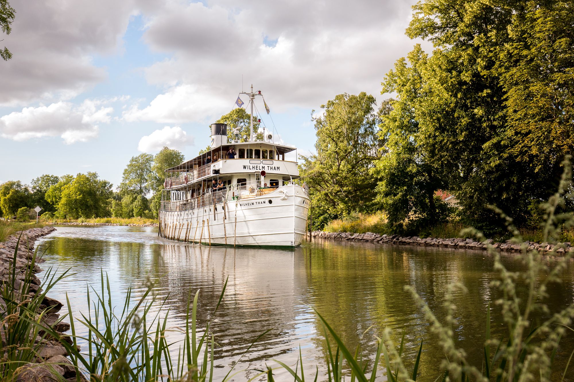 M/S Wilhelm Tham er en smuk, historisk kanalbåd bygget i 1912