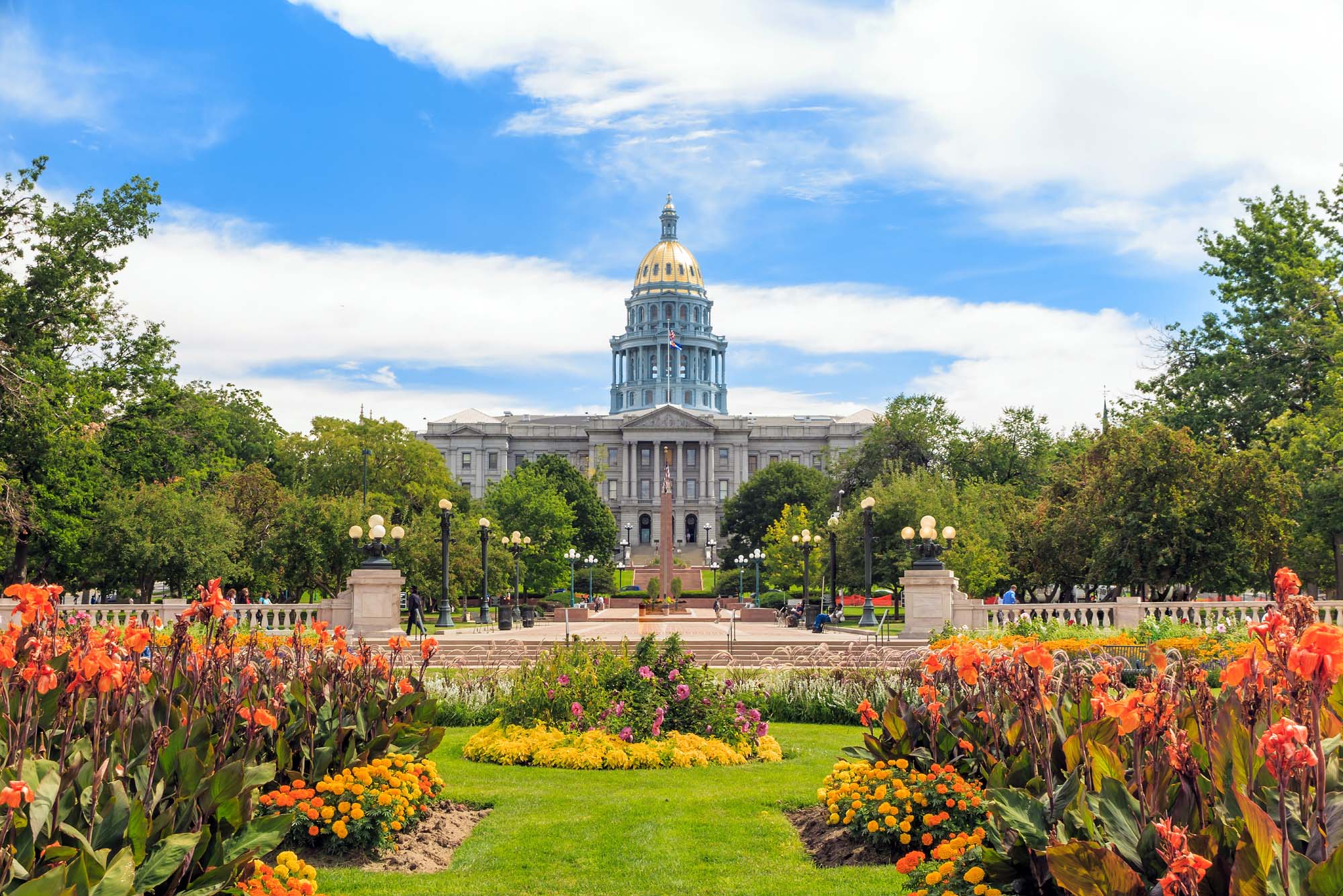 usa-denver-colorado-state-capitol-building-shutterstock-217214023
