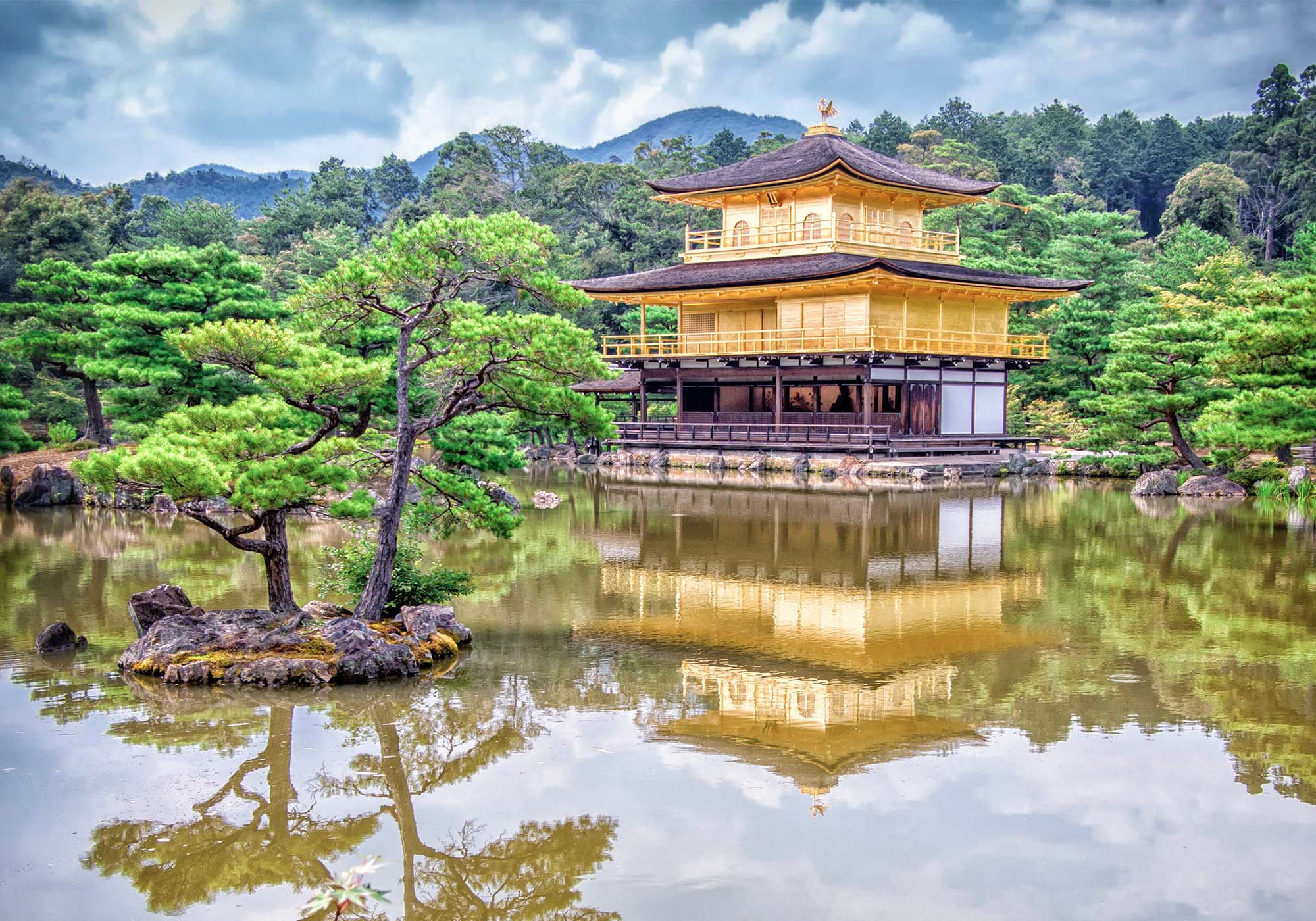 Krydstogter i Asien byder på lidt af det hele, besøg bl.a. Kinkaku Ji Temple i Kyoto