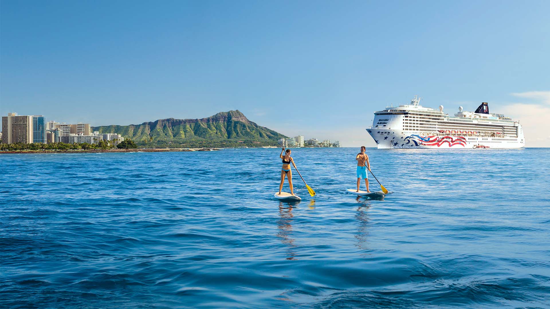 Krydstogt mellem Hawaiis frodige vulkanøer